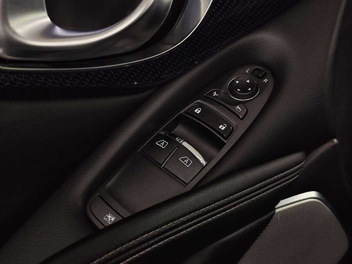 Infiniti Q60 с пробегом — 2017 год. Фото: #27