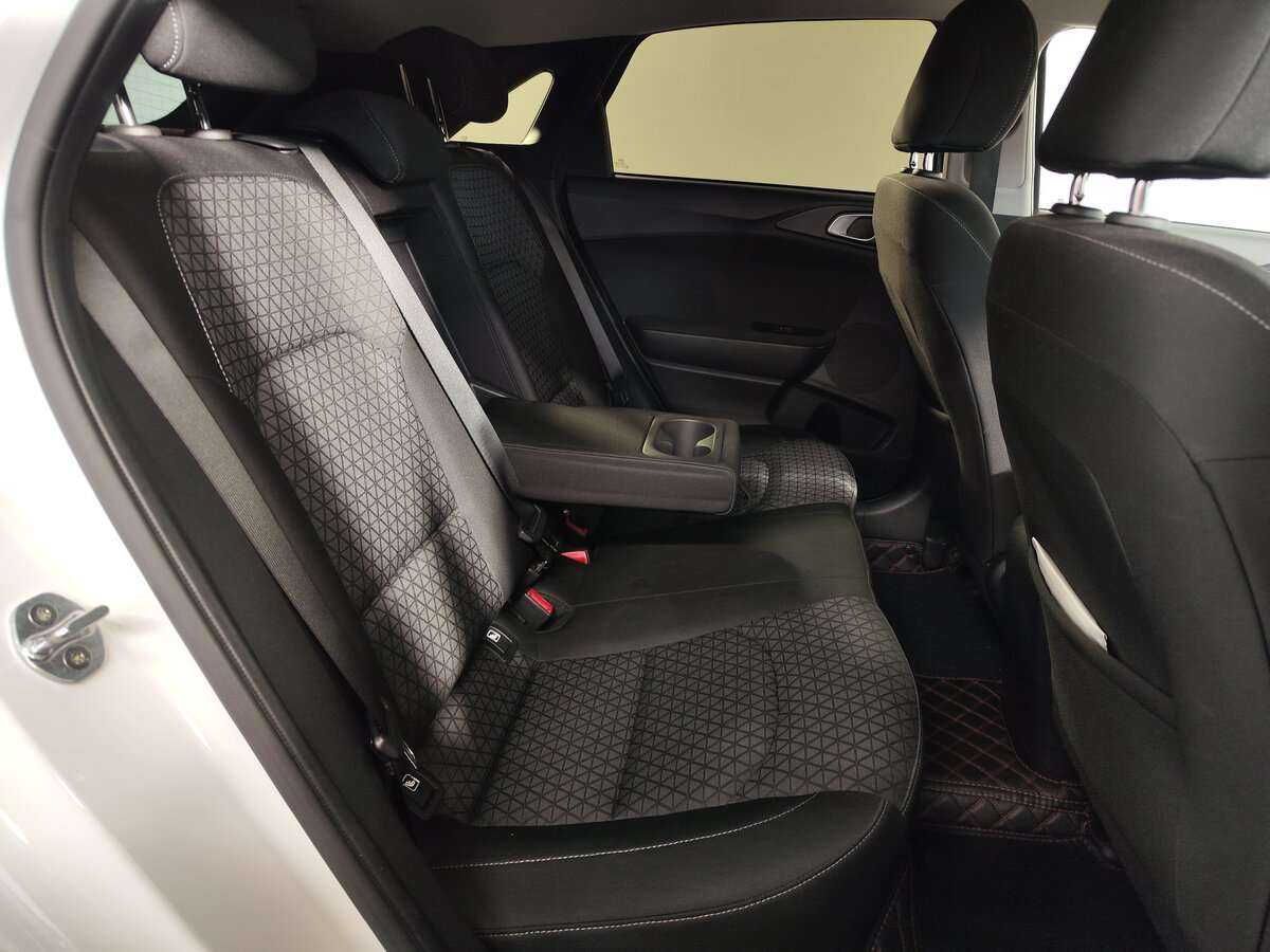 Kia Ceed с пробегом — 2020 год. Фото: #8