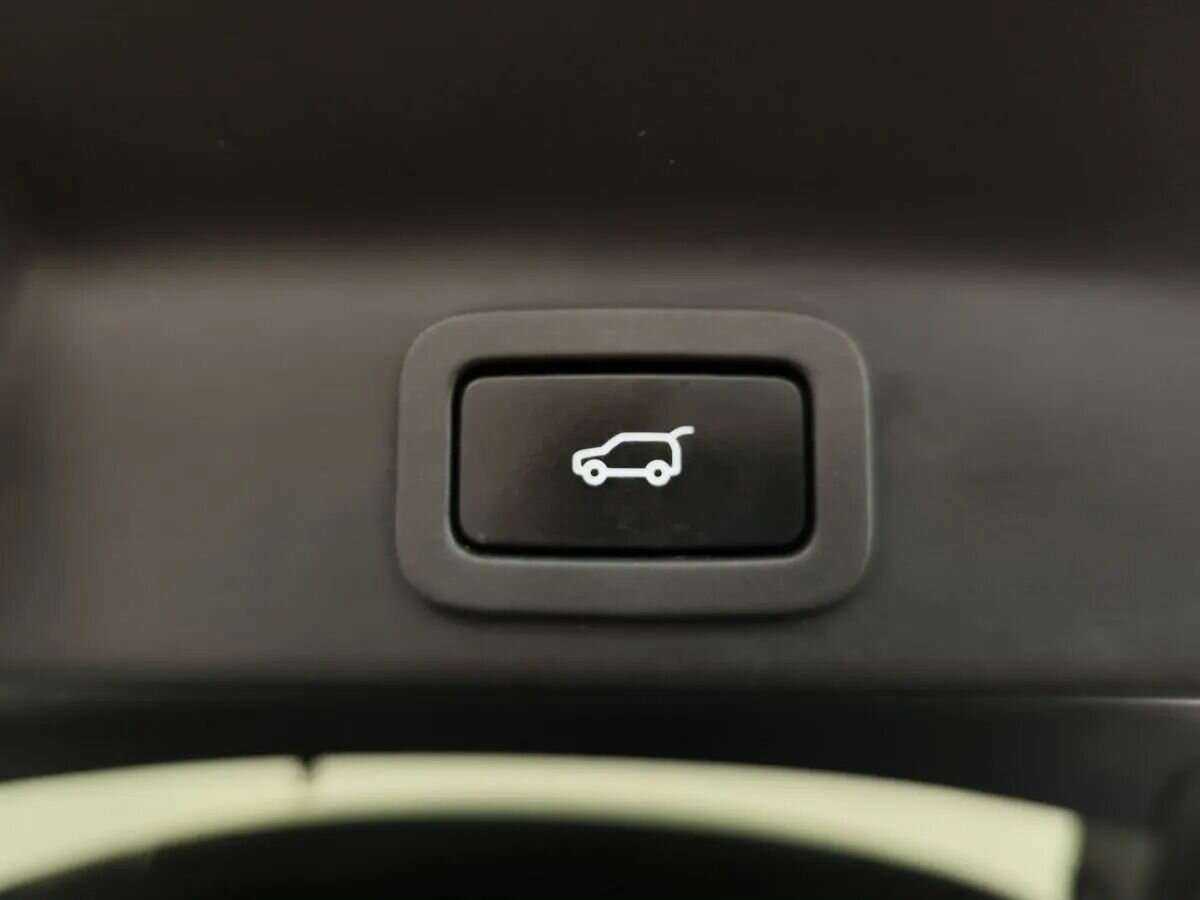 Jaguar F-Pace с пробегом — 2017 год. Фото: #4