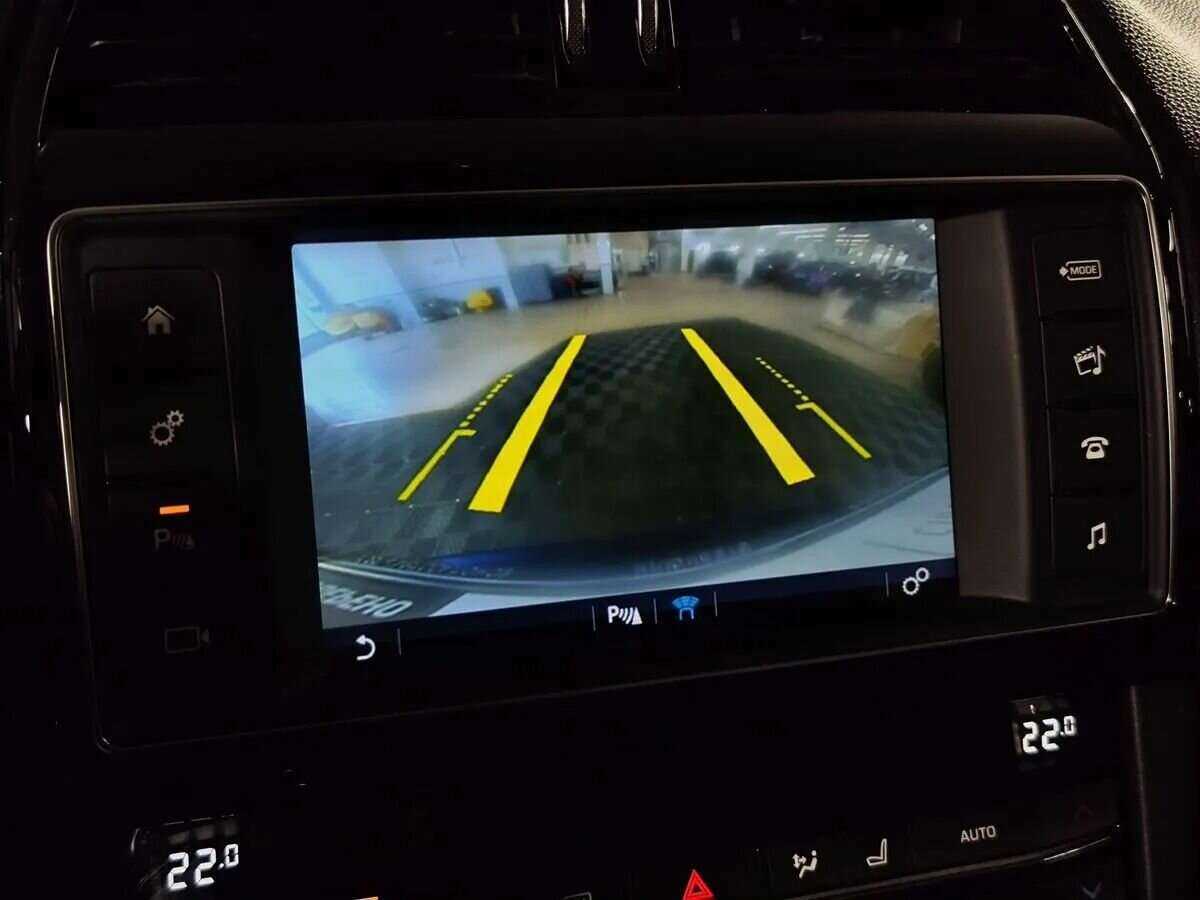 Jaguar F-Pace с пробегом — 2017 год. Фото: #13