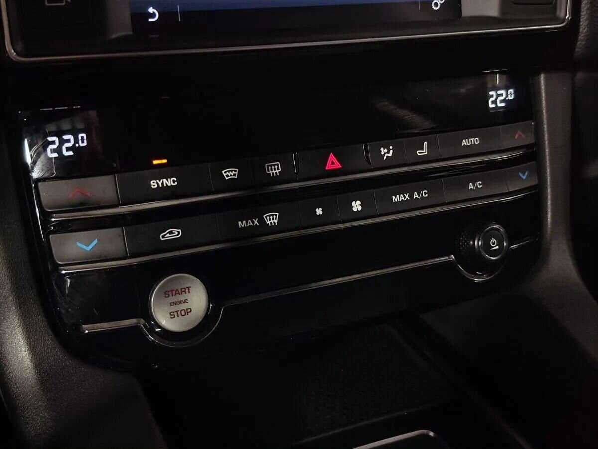 Jaguar F-Pace с пробегом — 2017 год. Фото: #16