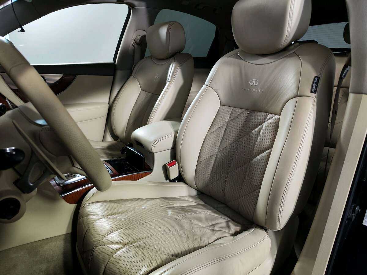 Infiniti FX с пробегом — 2010 год. Фото: #10