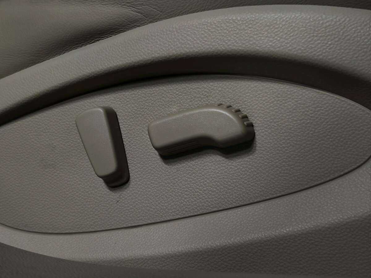 Infiniti FX с пробегом — 2010 год. Фото: #12