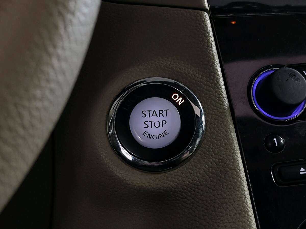 Infiniti FX с пробегом — 2010 год. Фото: #20