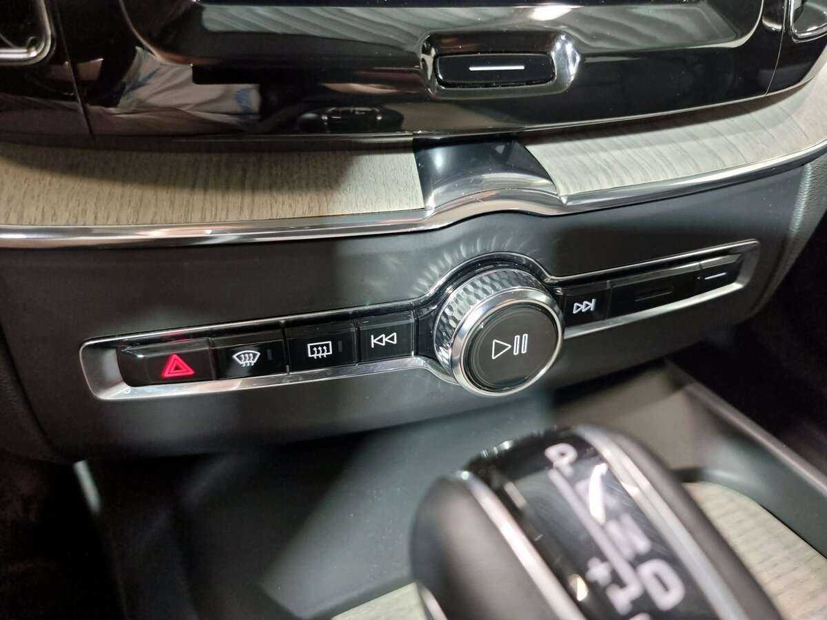 Volvo XC60 с пробегом — 2019 год. Фото: #18