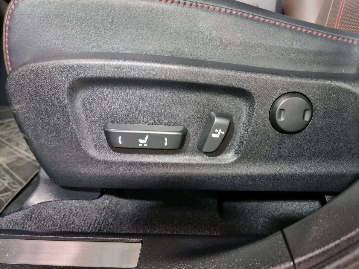 Lexus RX с пробегом — 2019 год. Фото: #8