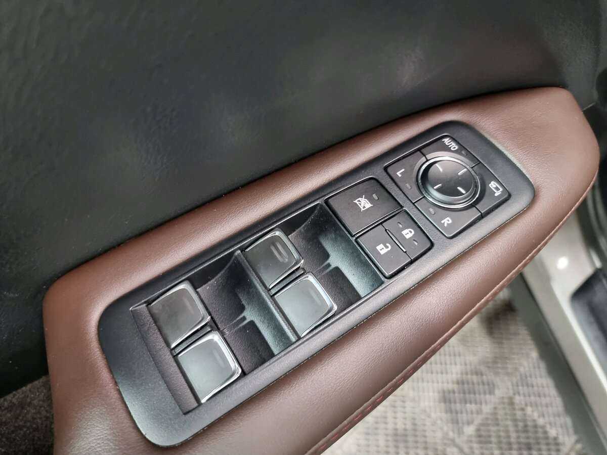 Lexus RX с пробегом — 2019 год. Фото: #9