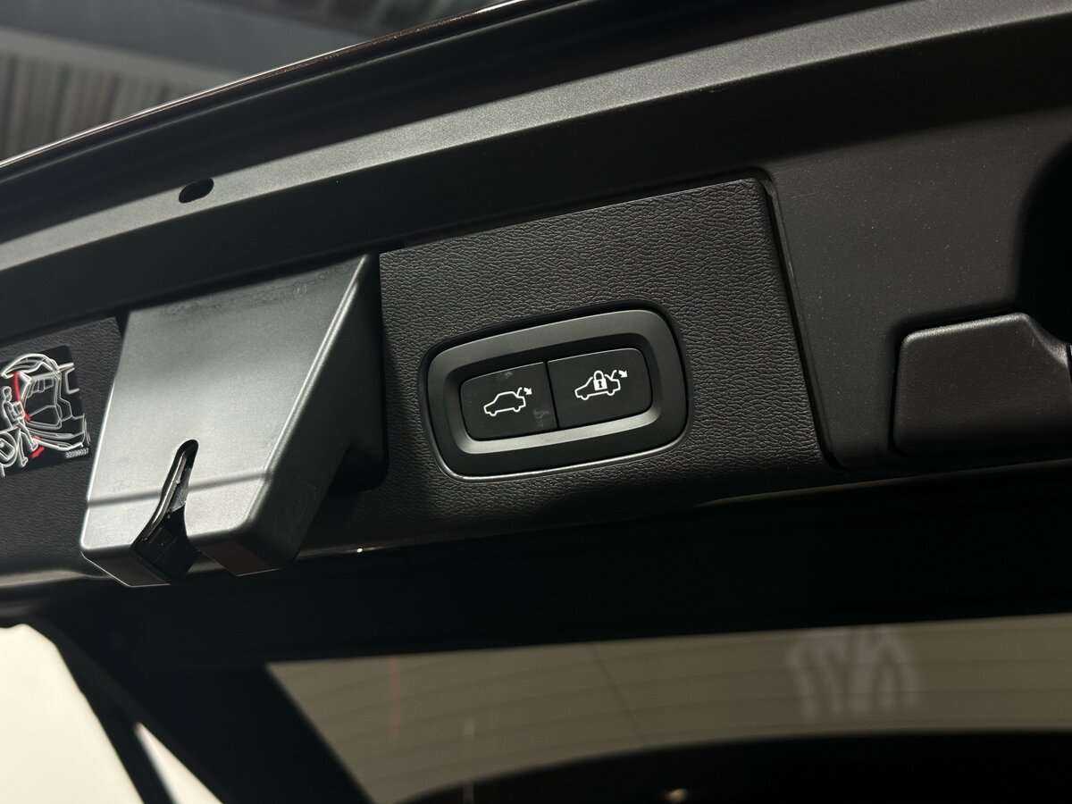 Volvo XC60 с пробегом — 2019 год. Фото: #6