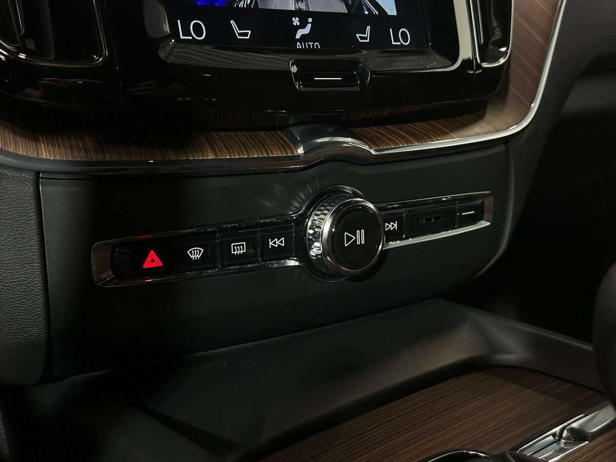 Volvo XC60 с пробегом — 2019 год. Фото: #17