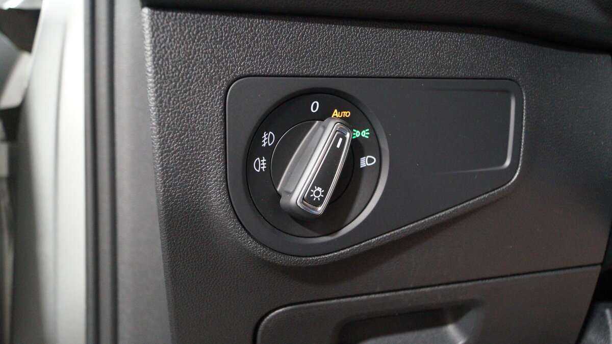 Volkswagen Tiguan с пробегом — 2018 год. Фото: #12