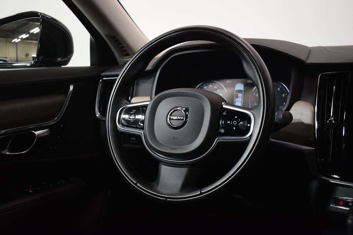 Volvo S90 с пробегом — 2021 год. Фото: #8