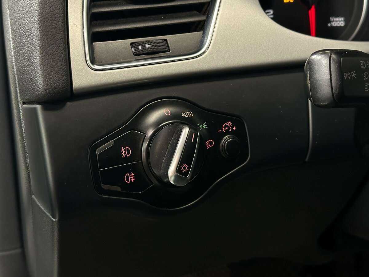 Audi A4 с пробегом — 2011 год. Фото: #14