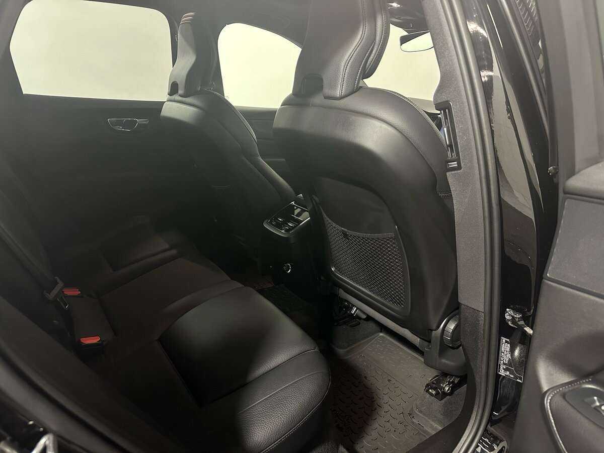 Volvo XC60 с пробегом — 2019 год. Фото: #8