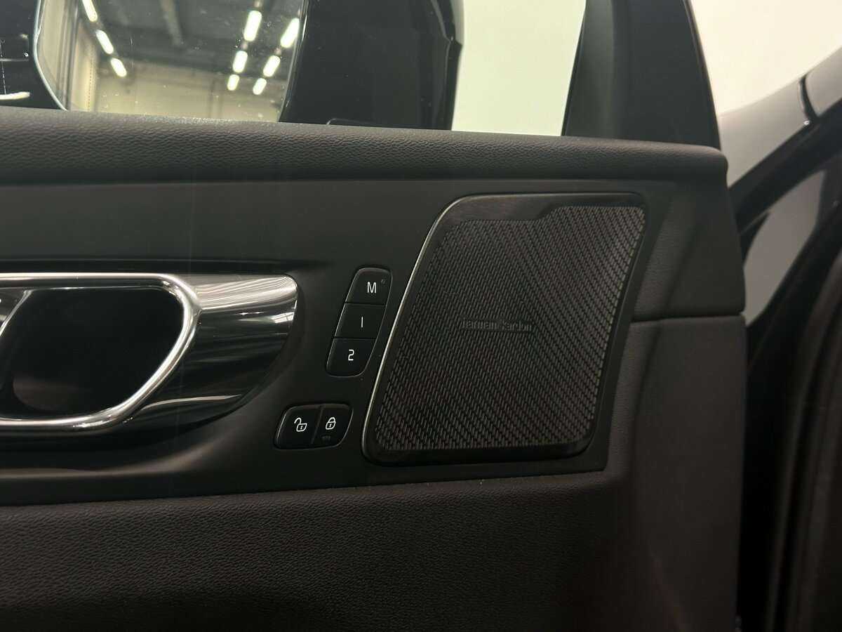 Volvo XC60 с пробегом — 2019 год. Фото: #21