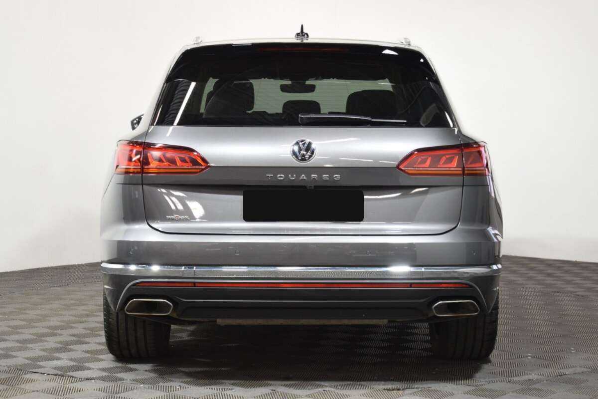 Volkswagen Touareg с пробегом — 2022 год. Фото: #4