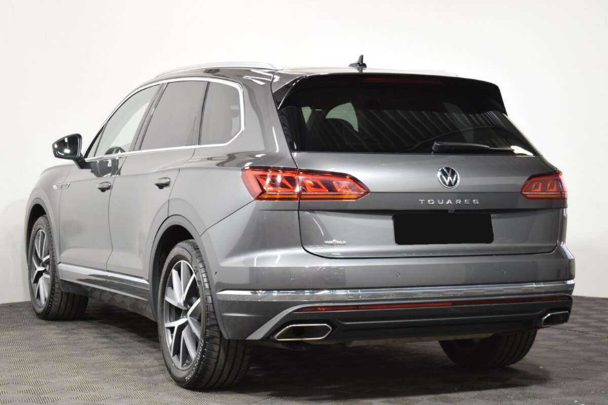 Volkswagen Touareg с пробегом — 2022 год. Фото: #5