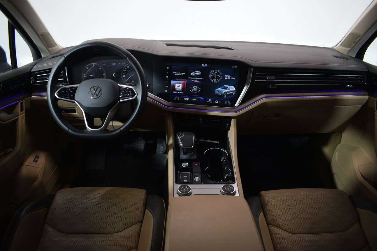 Volkswagen Touareg с пробегом — 2022 год. Фото: #7