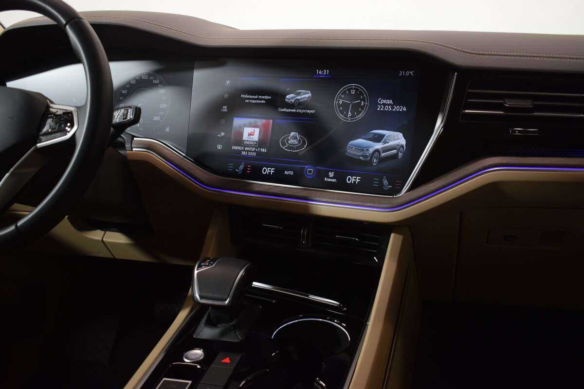 Volkswagen Touareg с пробегом — 2022 год. Фото: #11