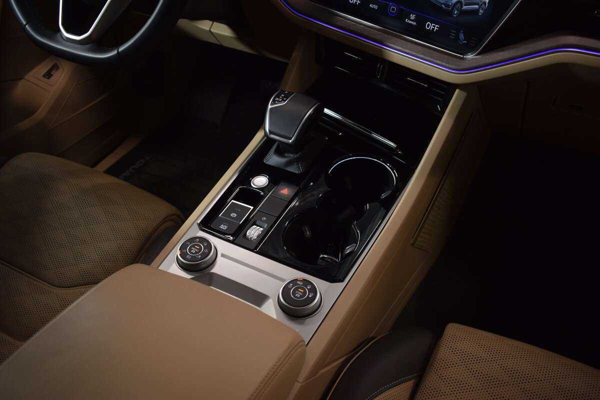 Volkswagen Touareg с пробегом — 2022 год. Фото: #27