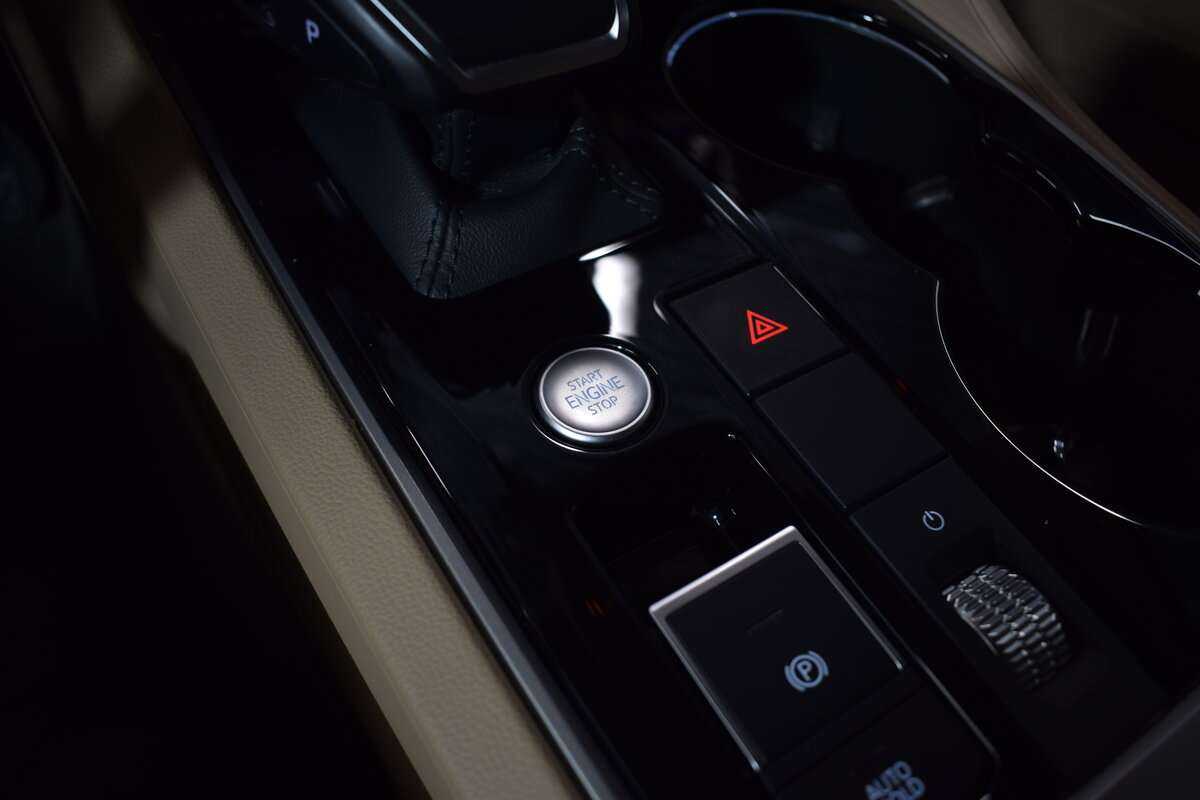 Volkswagen Touareg с пробегом — 2022 год. Фото: #31