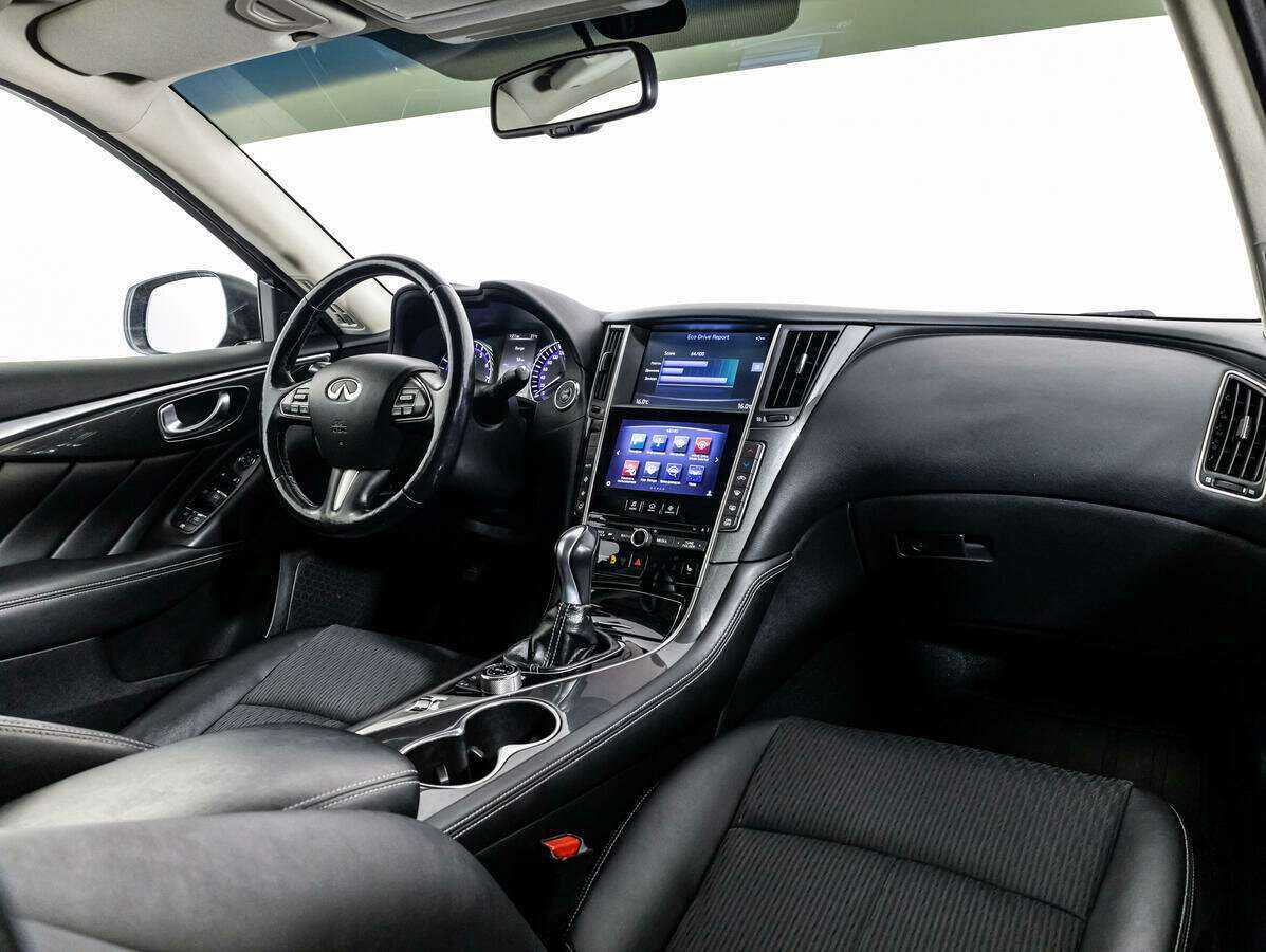 Infiniti Q50 с пробегом — 2014 год. Фото: #6