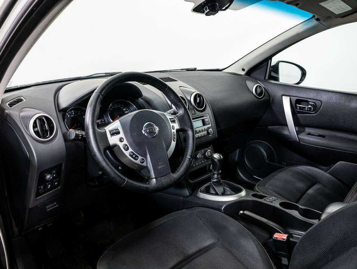 Nissan Qashqai с пробегом — 2010 год. Фото: #10
