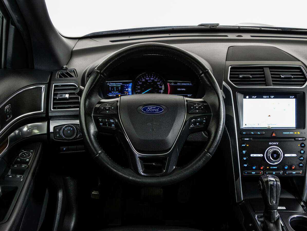 Ford Explorer с пробегом — 2018 год. Фото: #14