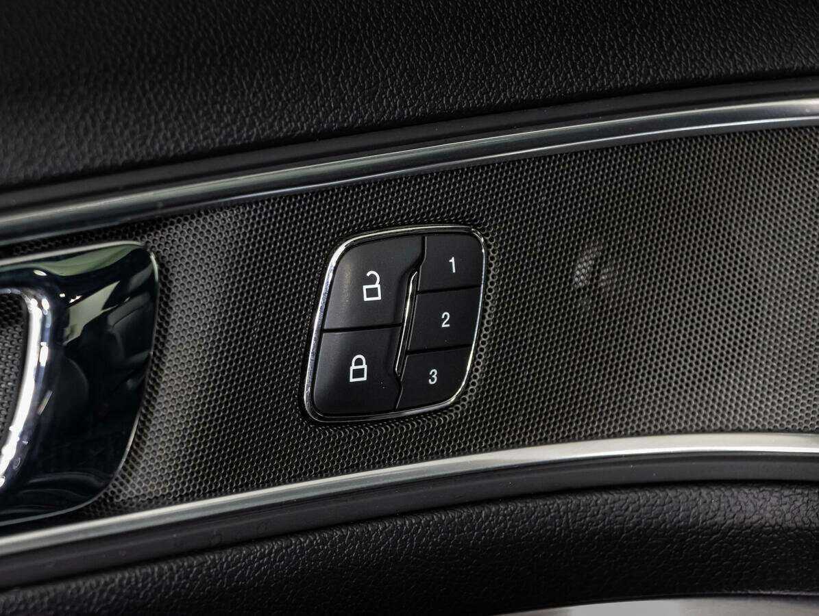 Ford Explorer с пробегом — 2018 год. Фото: #16