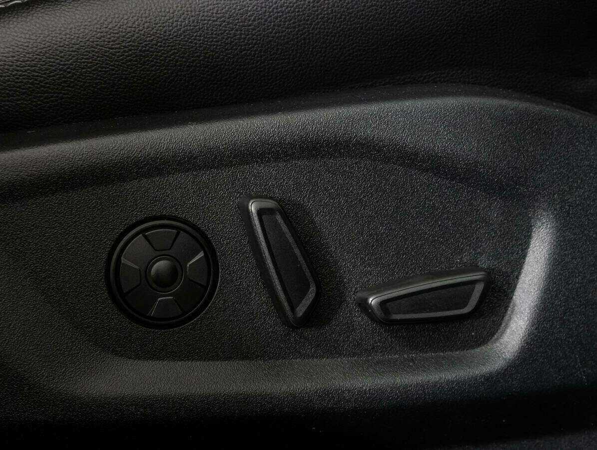 Ford Explorer с пробегом — 2018 год. Фото: #17