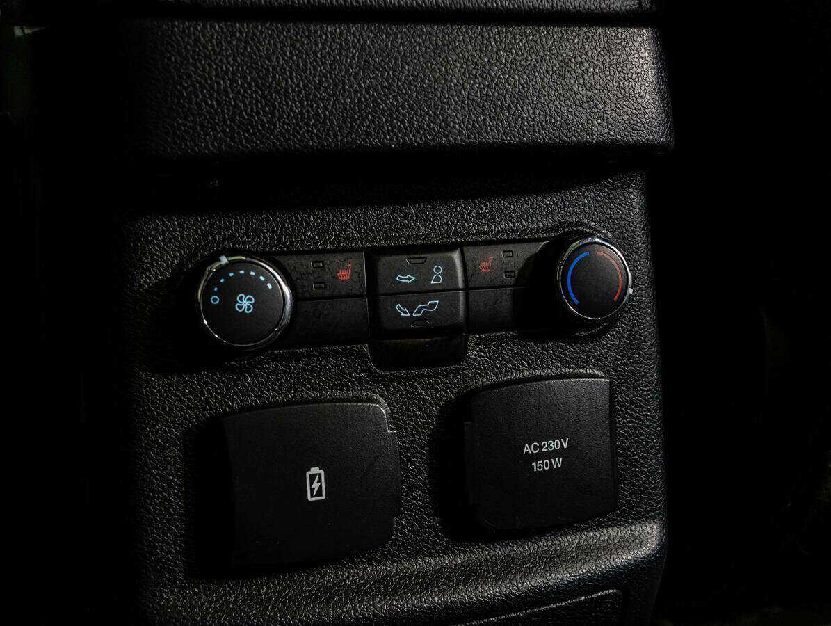 Ford Explorer с пробегом — 2018 год. Фото: #22