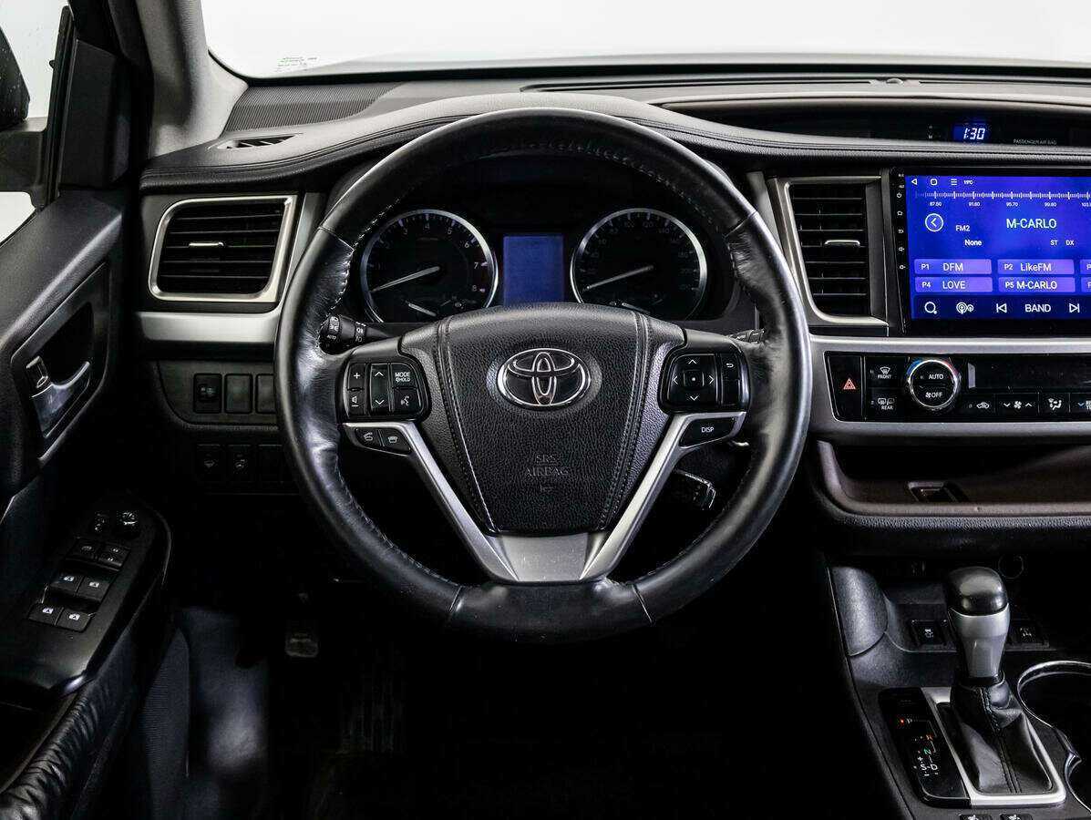 Toyota Highlander с пробегом — 2014 год. Фото: #11