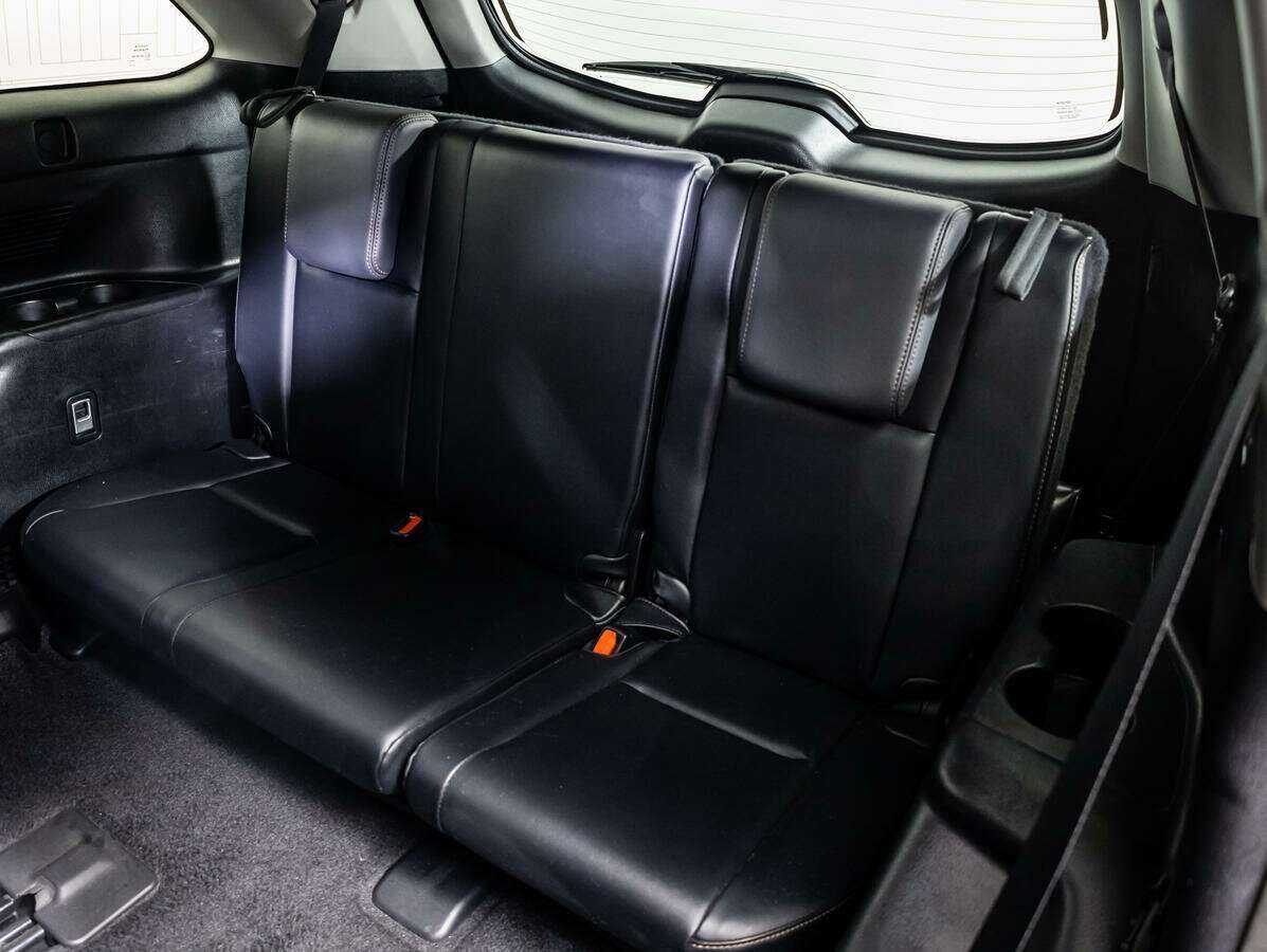 Toyota Highlander с пробегом — 2014 год. Фото: #16