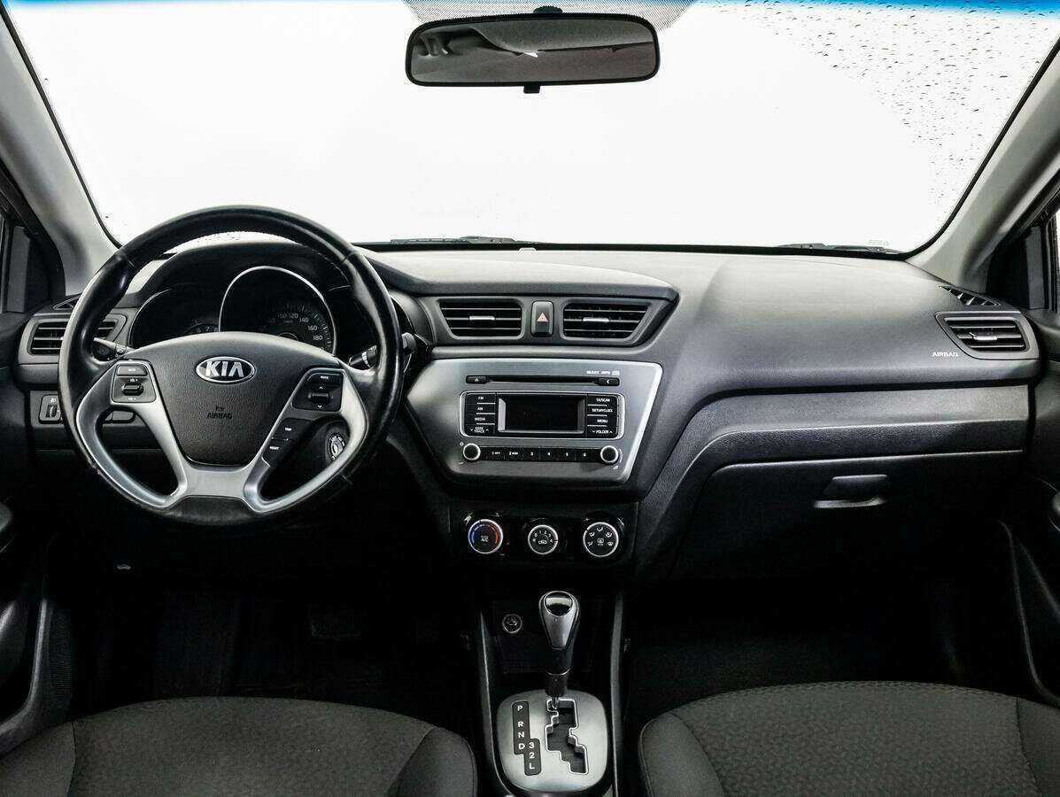Kia Rio с пробегом — 2016 год. Фото: #12