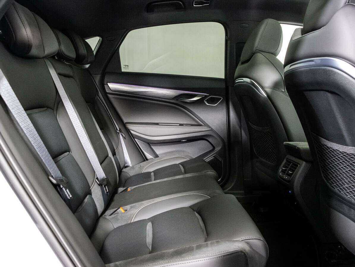 Geely Tugella с пробегом — 2023 год. Фото: #17