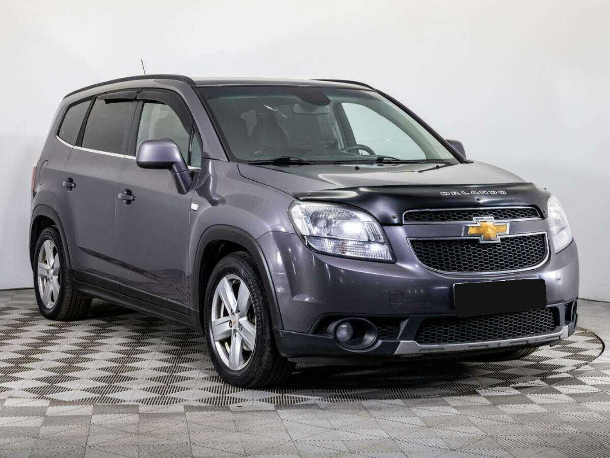 Chevrolet Orlando с пробегом — 2012 год. Фото: #2