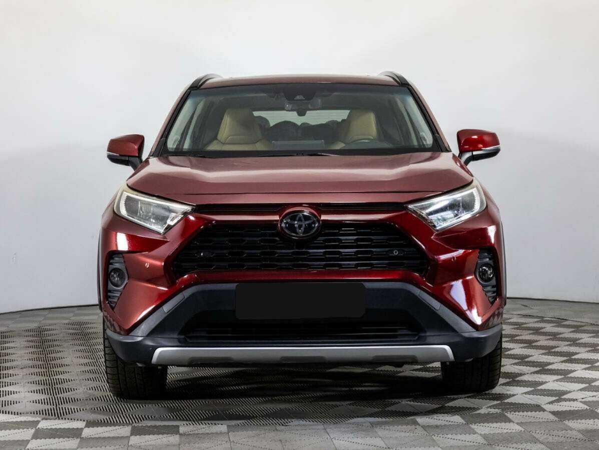 Toyota RAV4 с пробегом — 2019 год. Фото: #1