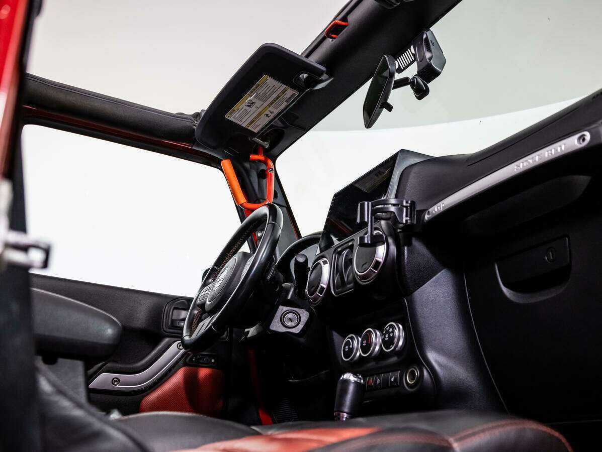 Jeep Wrangler с пробегом — 2011 год. Фото: #21