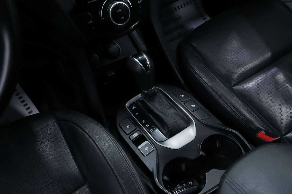 Hyundai Santa Fe с пробегом — 2015 год. Фото: #15