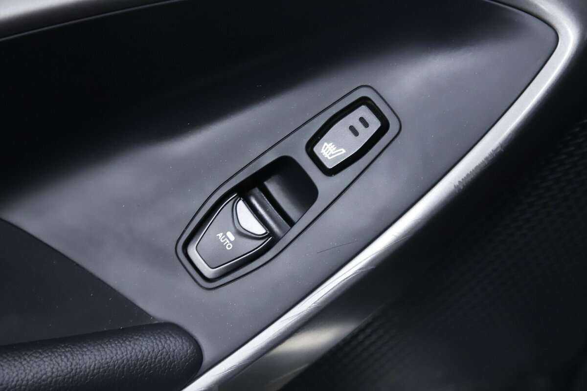 Hyundai Santa Fe с пробегом — 2015 год. Фото: #19