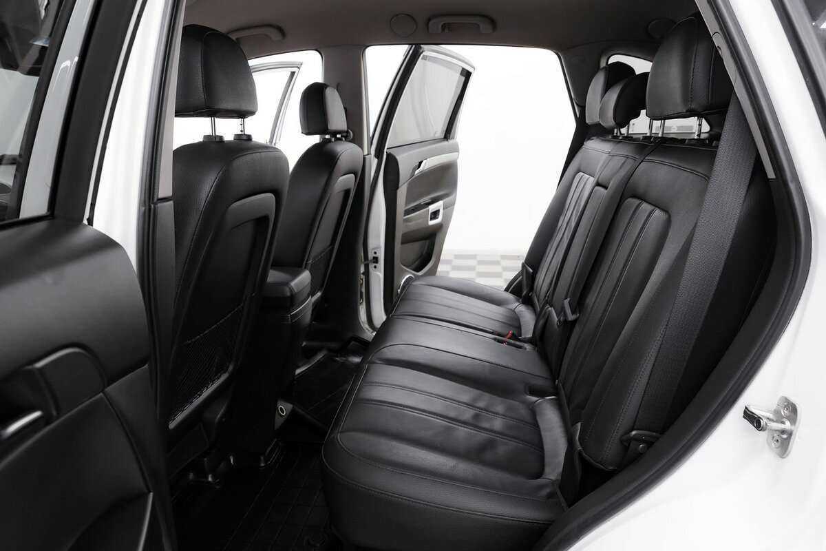 Opel Antara с пробегом — 2015 год. Фото: #13