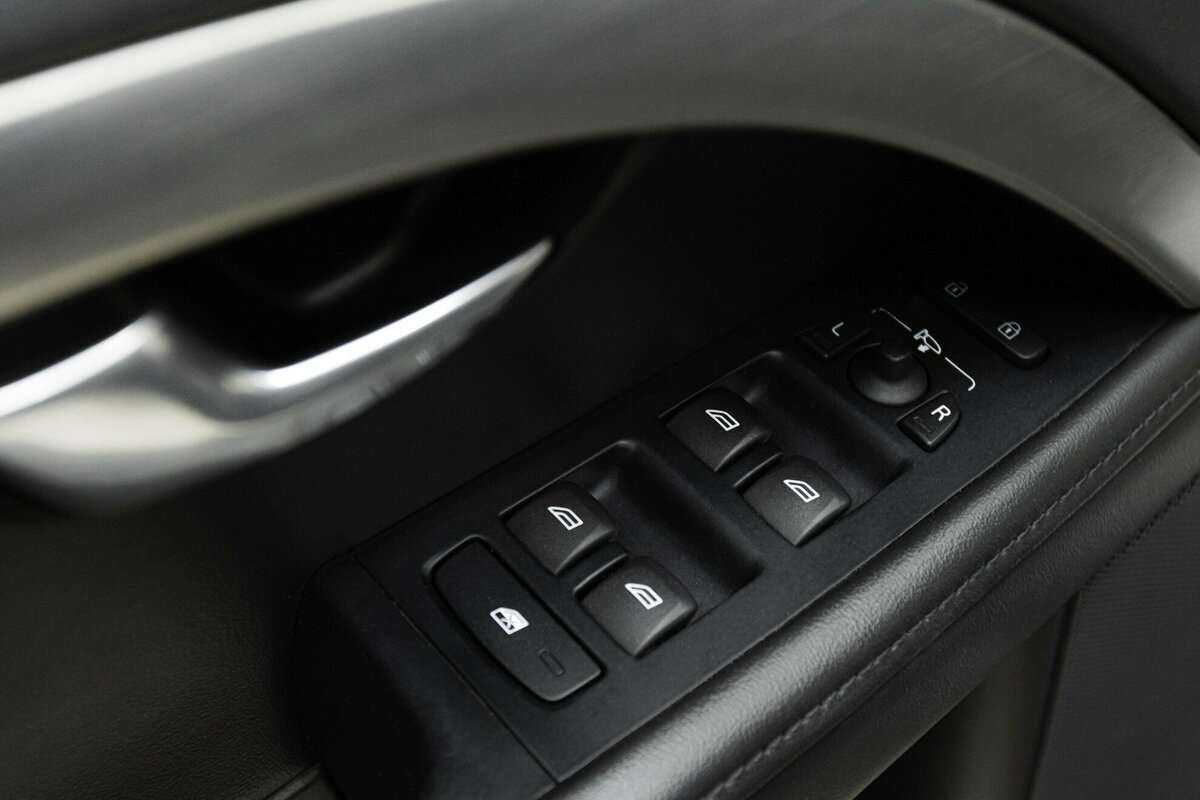 Volvo XC70 с пробегом — 2011 год. Фото: #6