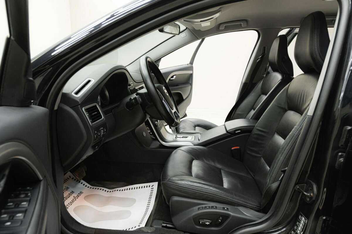 Volvo XC70 с пробегом — 2011 год. Фото: #8