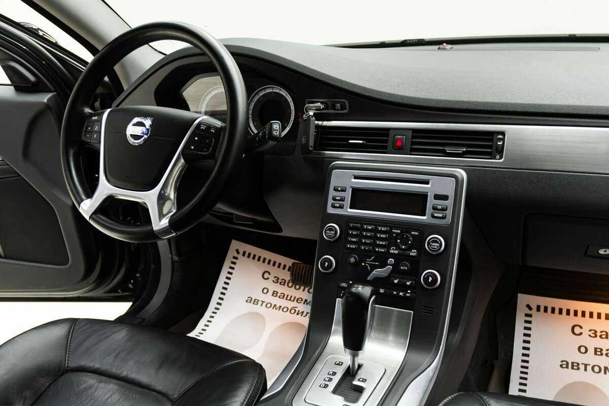 Volvo XC70 с пробегом — 2011 год. Фото: #10