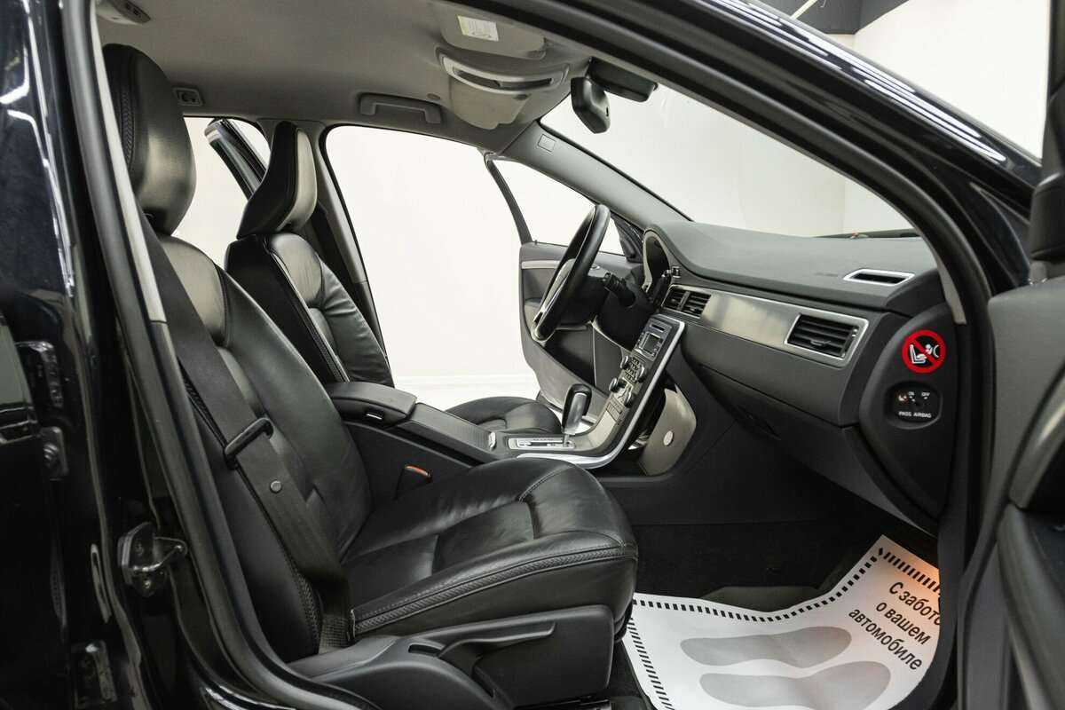 Volvo XC70 с пробегом — 2011 год. Фото: #14