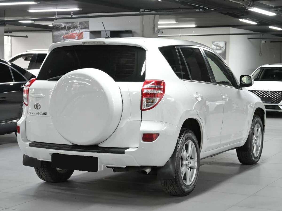 Toyota RAV4 с пробегом — 2009 год. Фото: #1