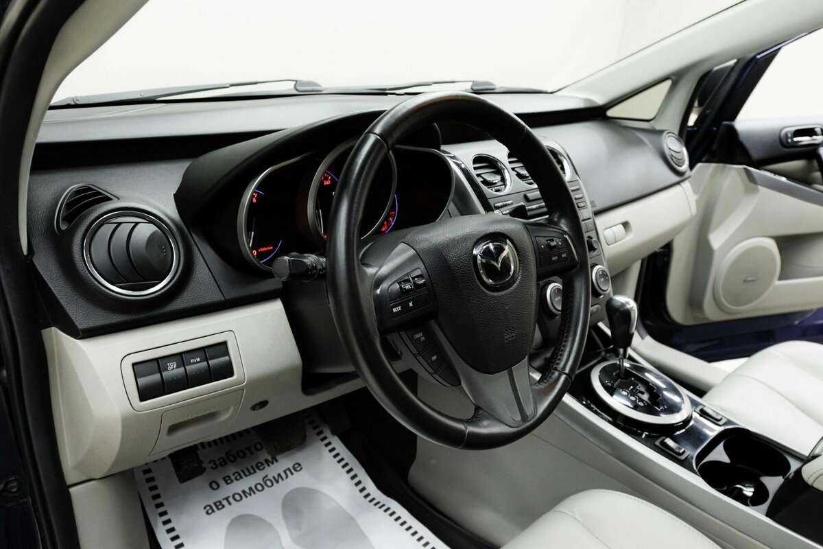 Mazda CX-7 с пробегом — 2011 год. Фото: #10