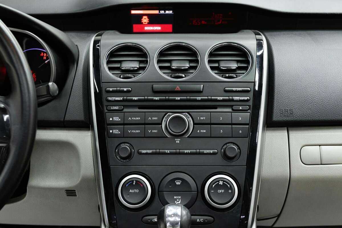 Mazda CX-7 с пробегом — 2011 год. Фото: #11