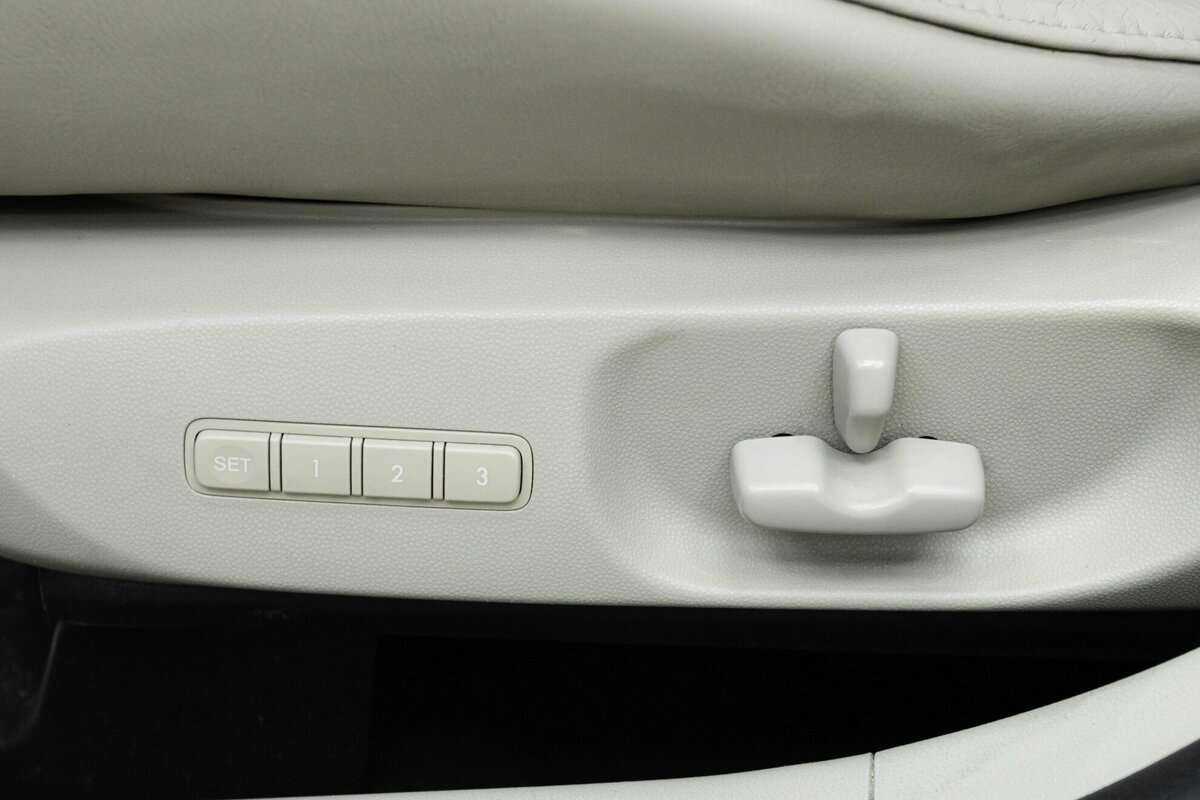 Mazda CX-7 с пробегом — 2011 год. Фото: #20