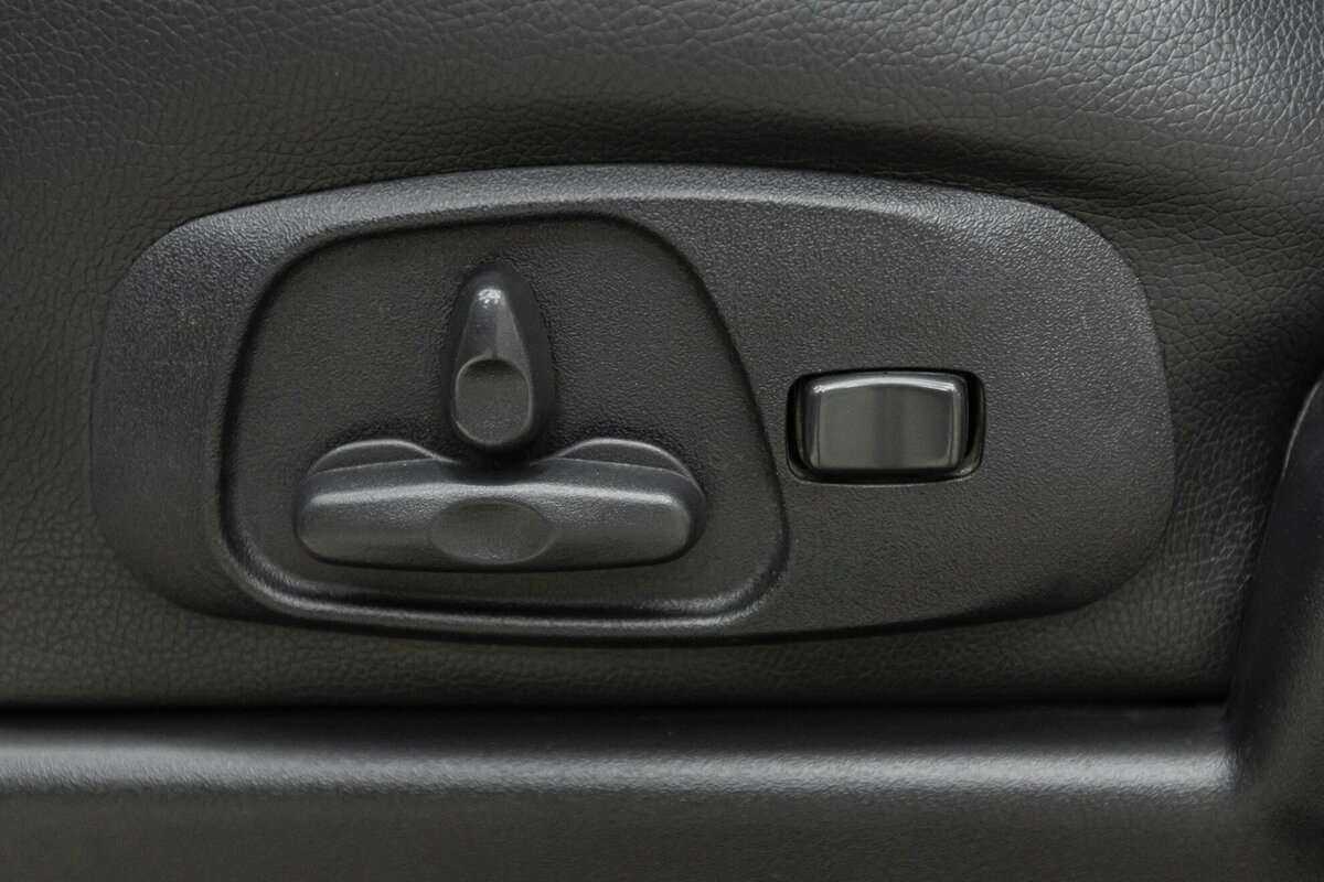 Mitsubishi Pajero с пробегом — 2011 год. Фото: #16