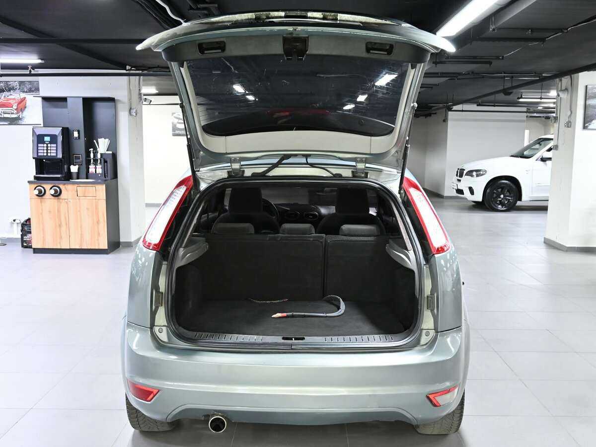 Ford Focus с пробегом — 2009 год. Фото: #4